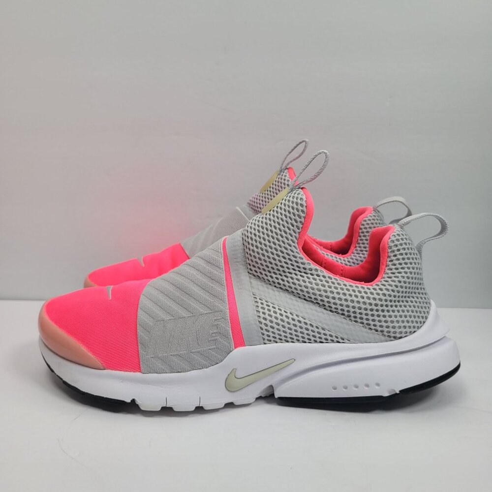 Nike Presto Extreme Supreme Hot Pink Youth Sneaker 870022-600 US Size 7Y - Picture 2 of 8
